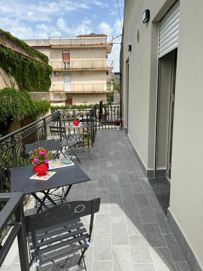 Bed and Breakfast Il Melograno Carini Exterior foto